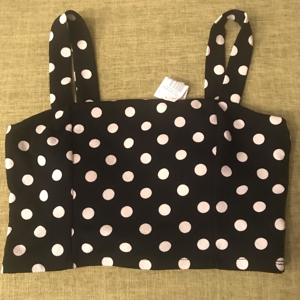 Polk dot crop top.